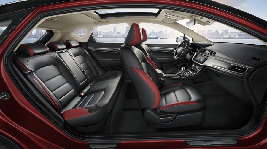 Интерьер Geely Emgrand GS Dynamic (FE-7) 2019 года  (фото 14 из 16)